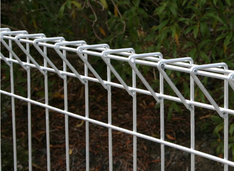 BRC FENCE Roll Top Fence