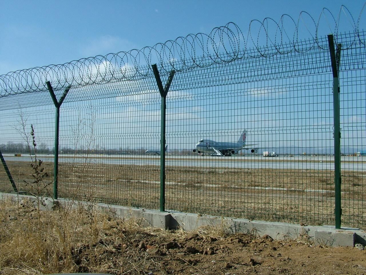 aiport of pvc coated 3D Fence