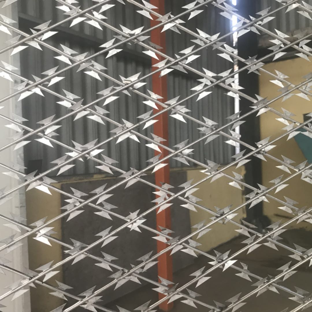 Welded Razor Wire Mesh 